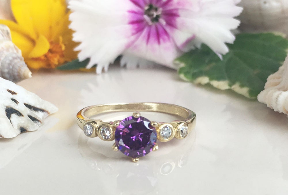 Amethyst Ring - February Birthstone - Ring with Round Amethyst Center Stone and Clear Quartz Accents - H.L.Jewelry