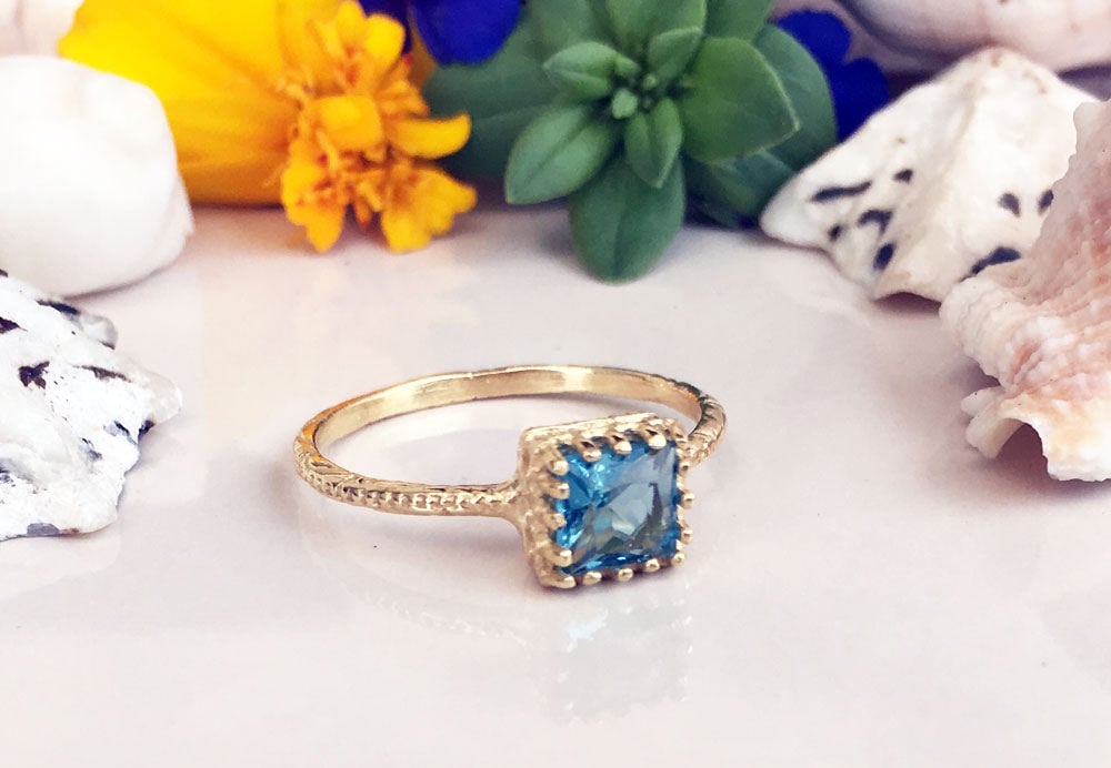 Blue Topaz Ring - December Birthstone - Blue Topaz Gemstone Square Crown Simple Hammered Ring - H.L.Jewelry