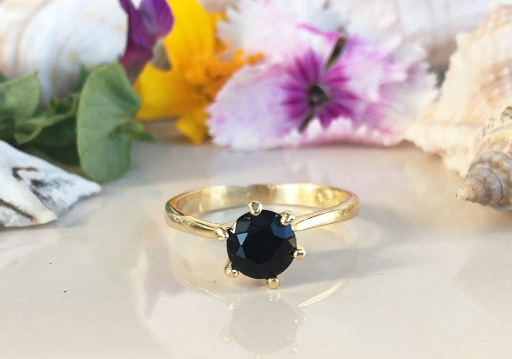 Black Onyx Ring - December Birthstone - Solitaire Ring with Round Black Onyx Gemstone - H.L.Jewelry