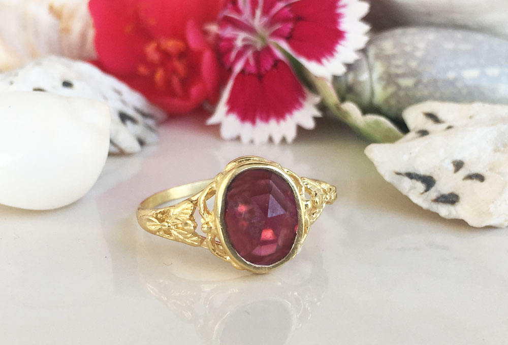 Red Garnet Ring - Genuine Gemstone - January Birthstone - Gold Ring  - Lace Ring - Flower Ring - Delicate Ring - Oval Ring - H.L.Jewelry