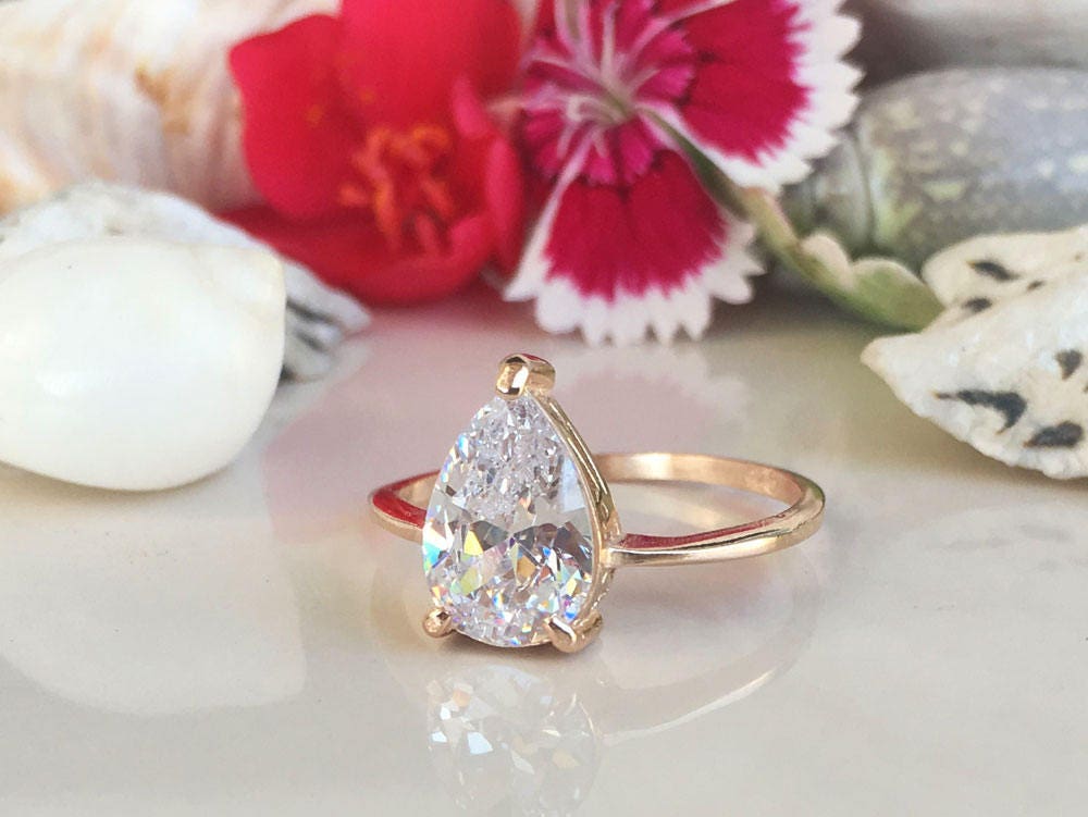 Clear Quartz Ring - April Birthstone - Lace Setting Ring with Pear-Shaped Clear Quartz Gemstone - H.L.Jewelry