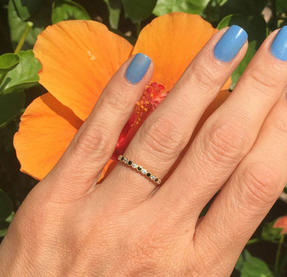 Harmony in Contrast: Delicate Stacking Ring with Round Clear Quartz and Black Onyx Gemstones - H.L.Jewelry