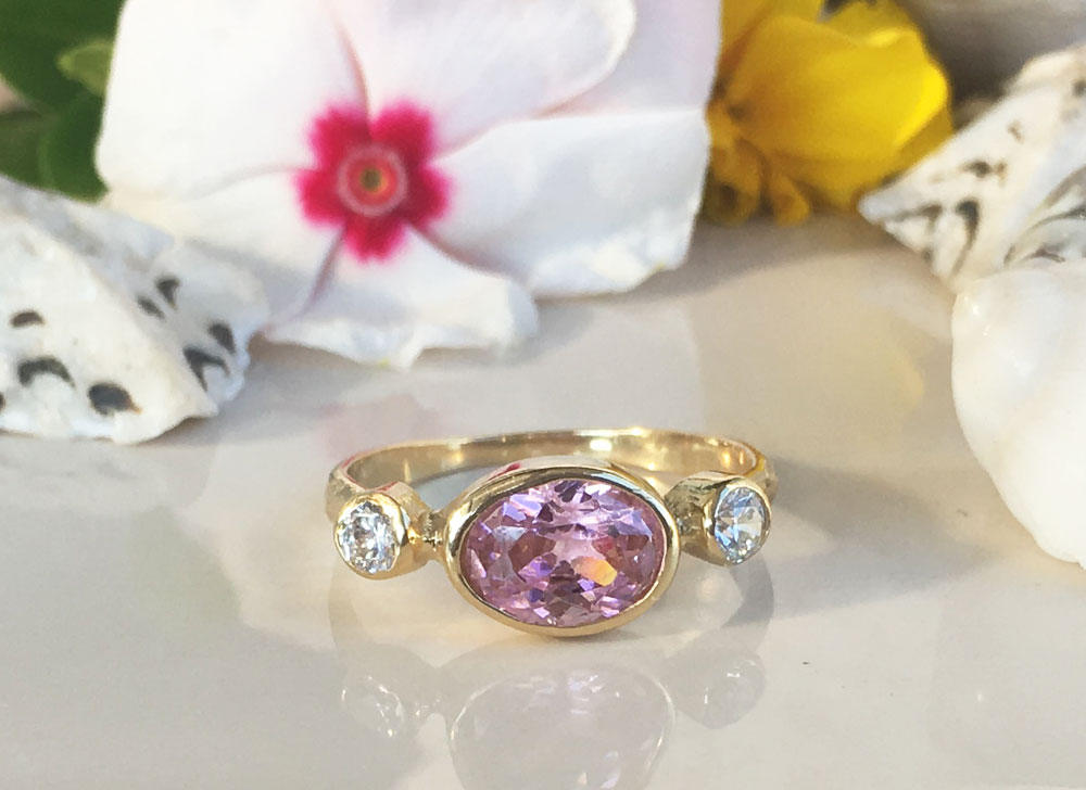 Rose Quartz Ring - Gold Ring - Bezel Ring - October Birthstone - Triple Gemstones Ring - H.L.Jewelry