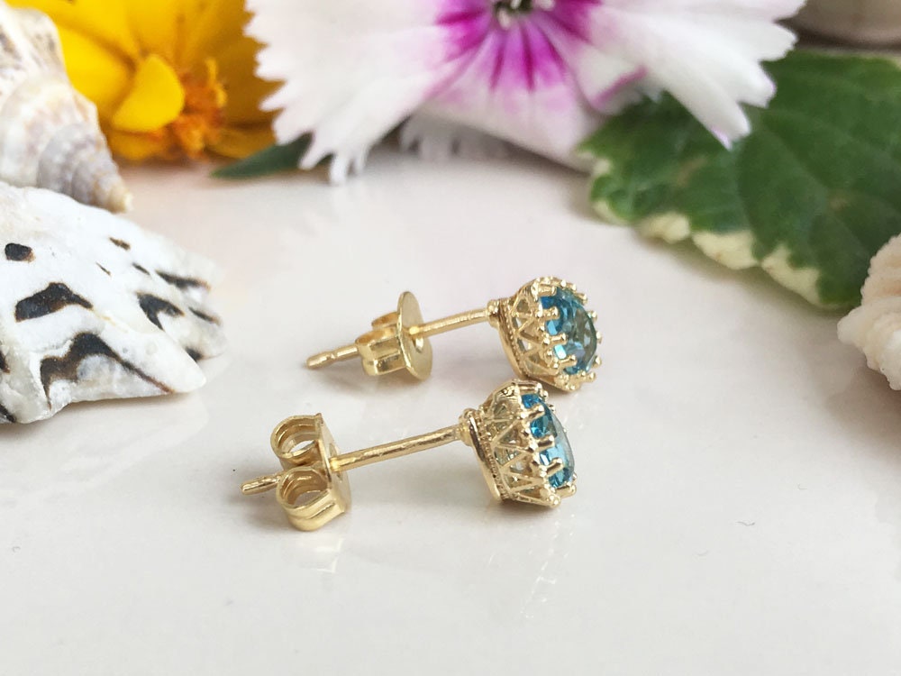 Blue Topaz Earrings - December Birthstone - Small Stud Earrings with Pear Shape Blue Topaz Gemstones - H.L.Jewelry