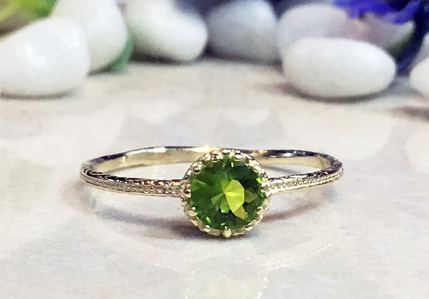 Peridot Ring - August Birthstone - Delicate Hammered Ring with Round Peridot Gemstone - H.L.Jewelry