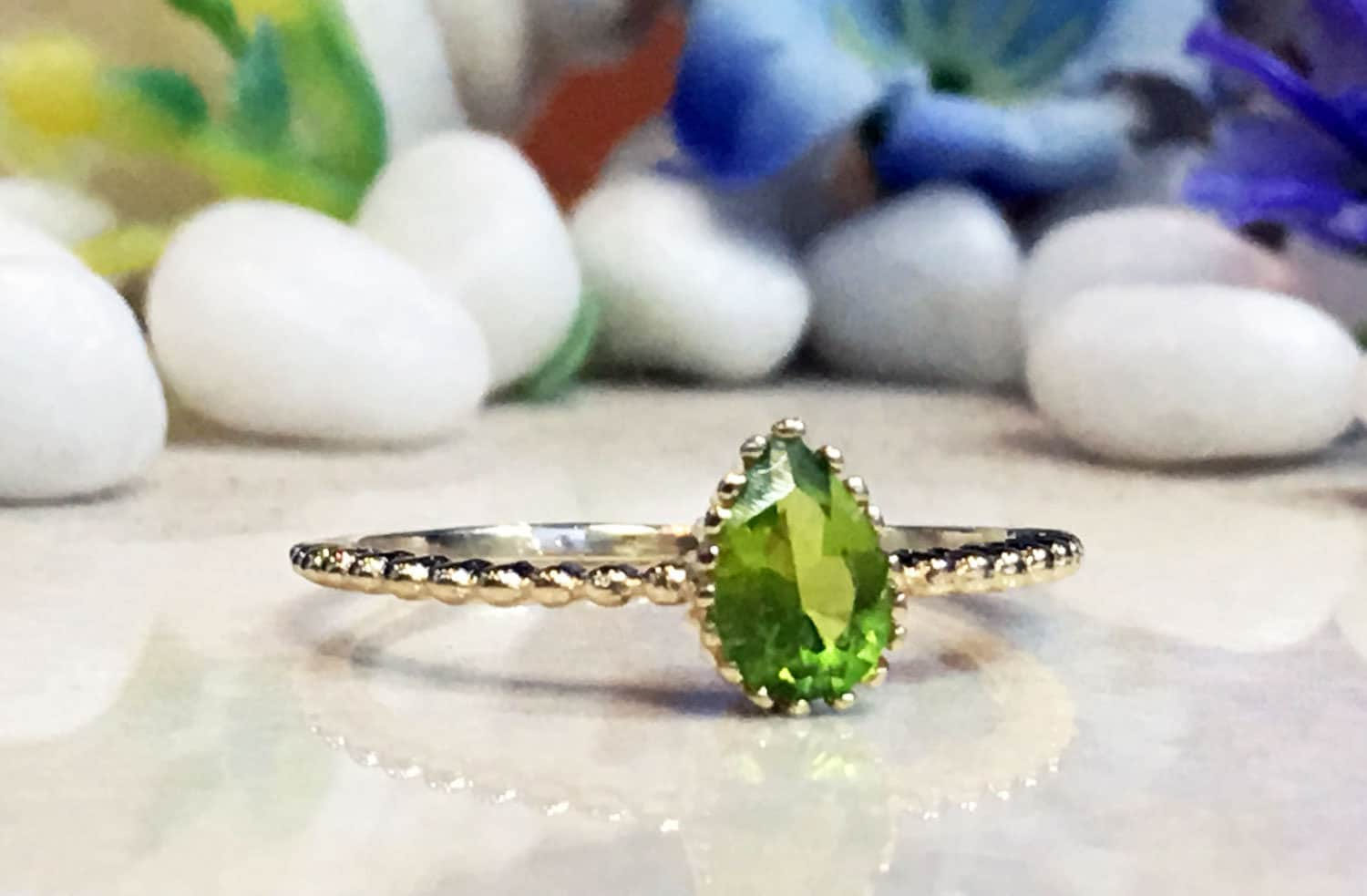 Peridot Ring - August Birthstone - Delicate Stacking Ring with Pear-Shaped Peridot Gemstone - H.L.Jewelry