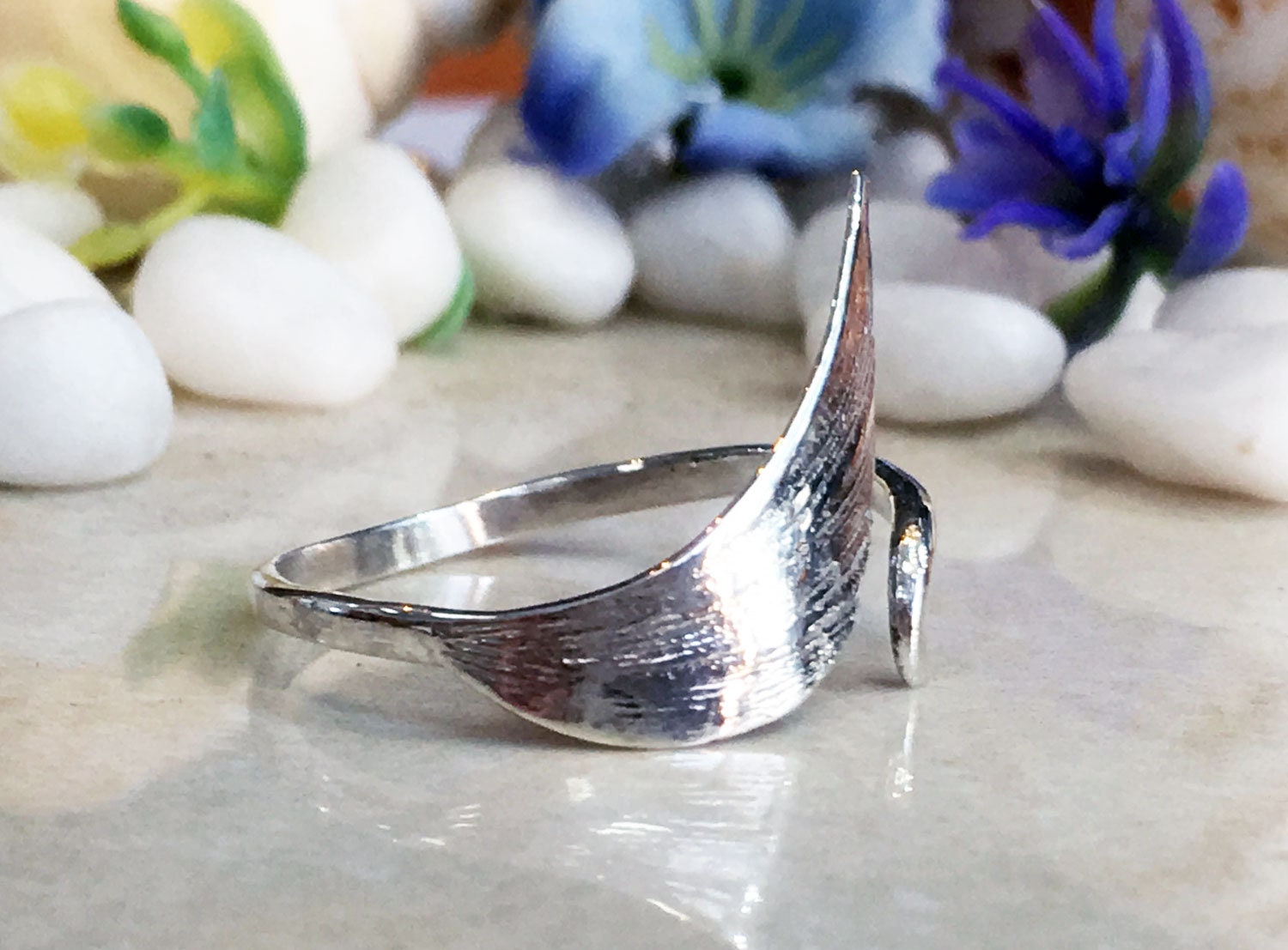 Angel Wings Ring - Adjustable Ring - Simple Ring - H.L.Jewelry