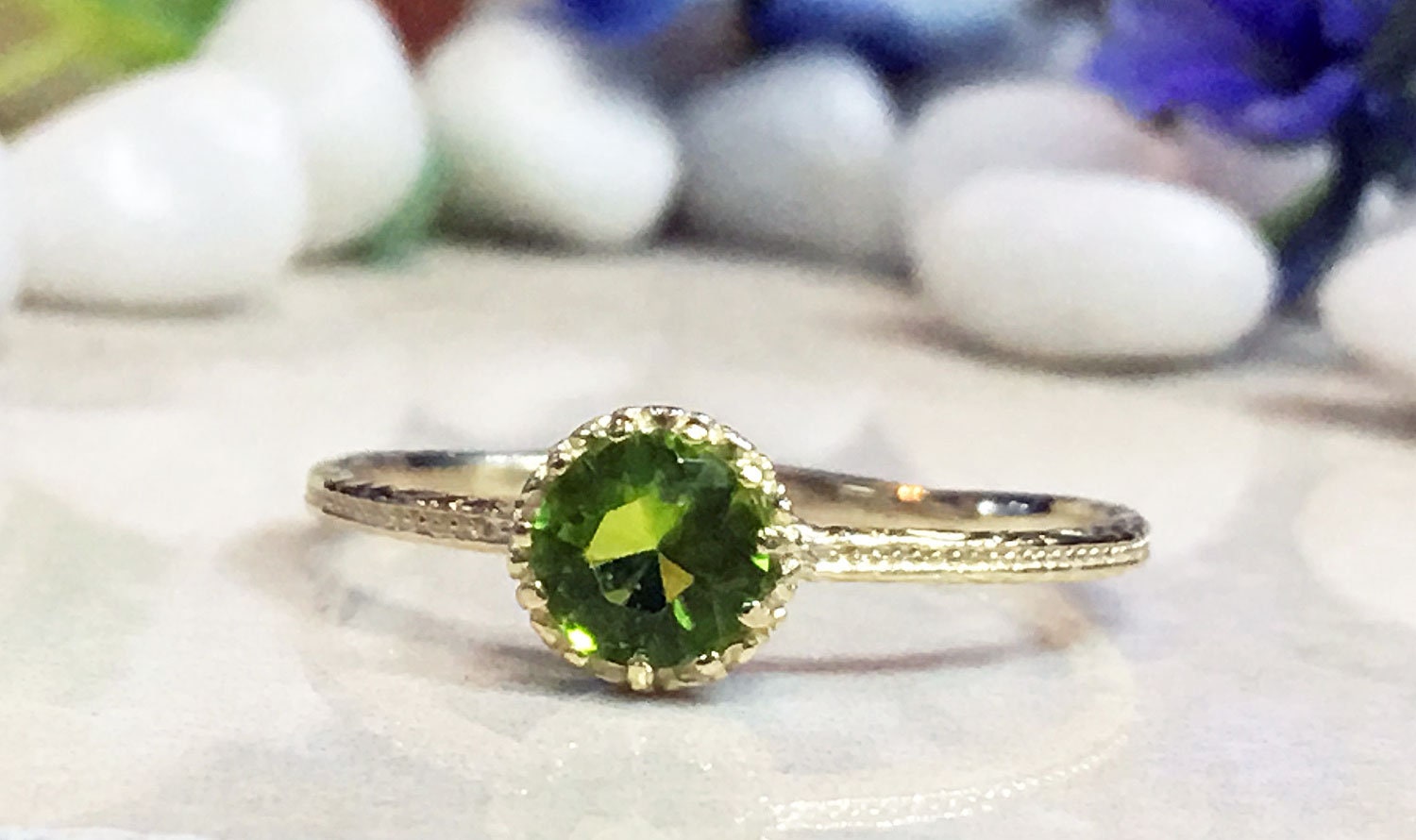 Peridot Ring - August Birthstone - Delicate Hammered Ring with Round Peridot Gemstone - H.L.Jewelry