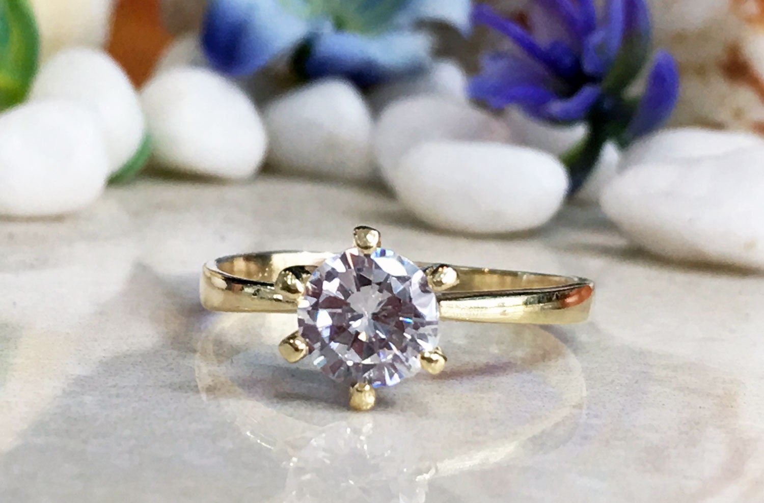 Clear Quartz Ring - April Birthstone - Solitaire Ring with Round Clear Quartz Gemstone - H.L.Jewelry