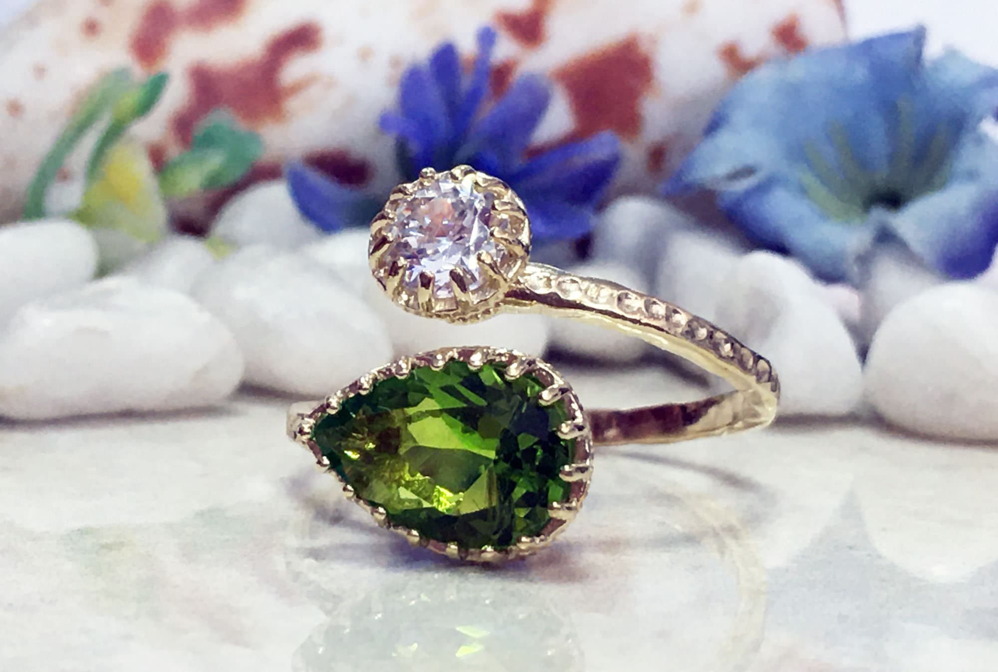 Dual Gemstone Ring - Two Birthstone Ring - Hammered Band Ring with Pear-Shaped Peridot Gemstone and Round Clear Quartz - H.L.Jewelry