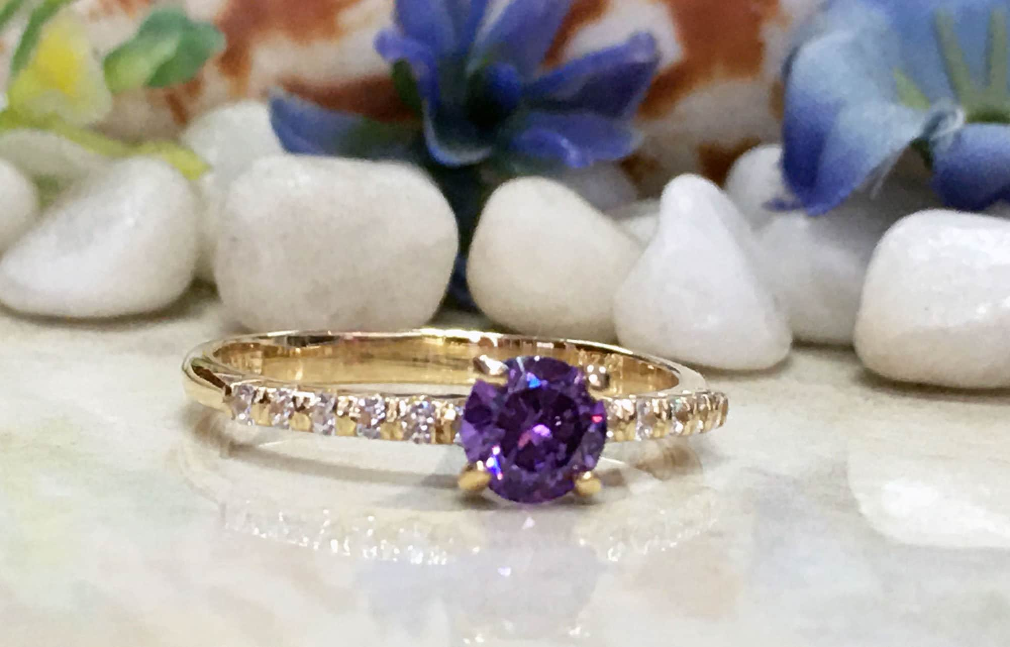 Amethyst Ring - February Birthstone - Delicate Round Purple Amethyst Ring with Clear Quartz Accents - H.L.Jewelry