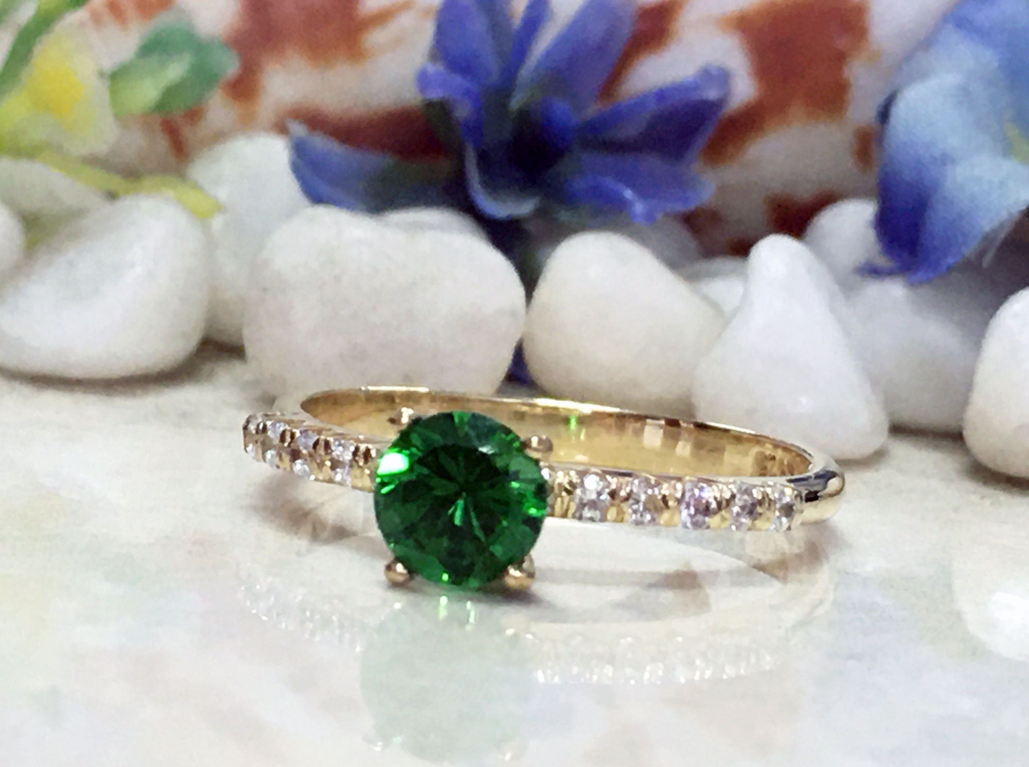 Emerald Ring - May Birthstone - Delicate Round Emerald Ring with Clear Quartz Accents - H.L.Jewelry