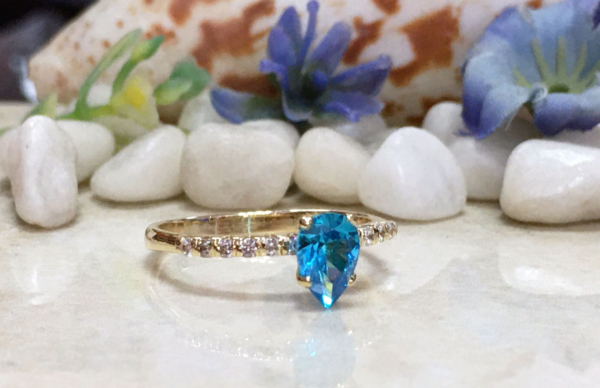 Blue Topaz Ring - December Birthstone - Pear-Shaped Blue Topaz Gemstone Ring with Clear Quartz Accents - H.L.Jewelry