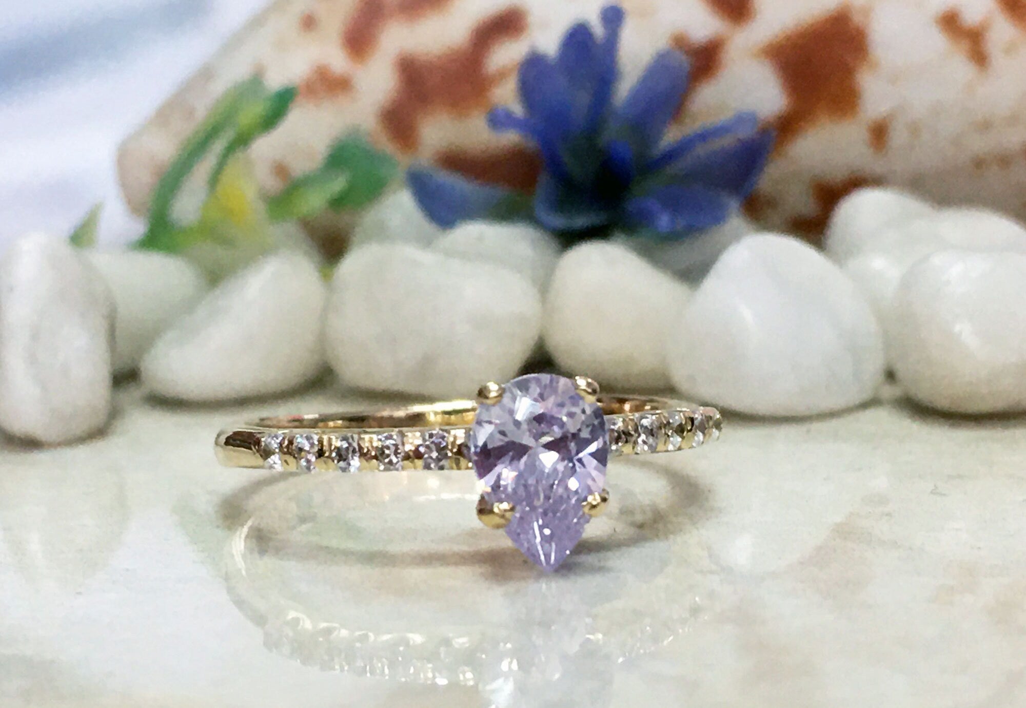 Lavender Amethyst Ring - Pear-Shaped Lavender Amethyst Ring with Clear Quartz Accents - H.L.Jewelry