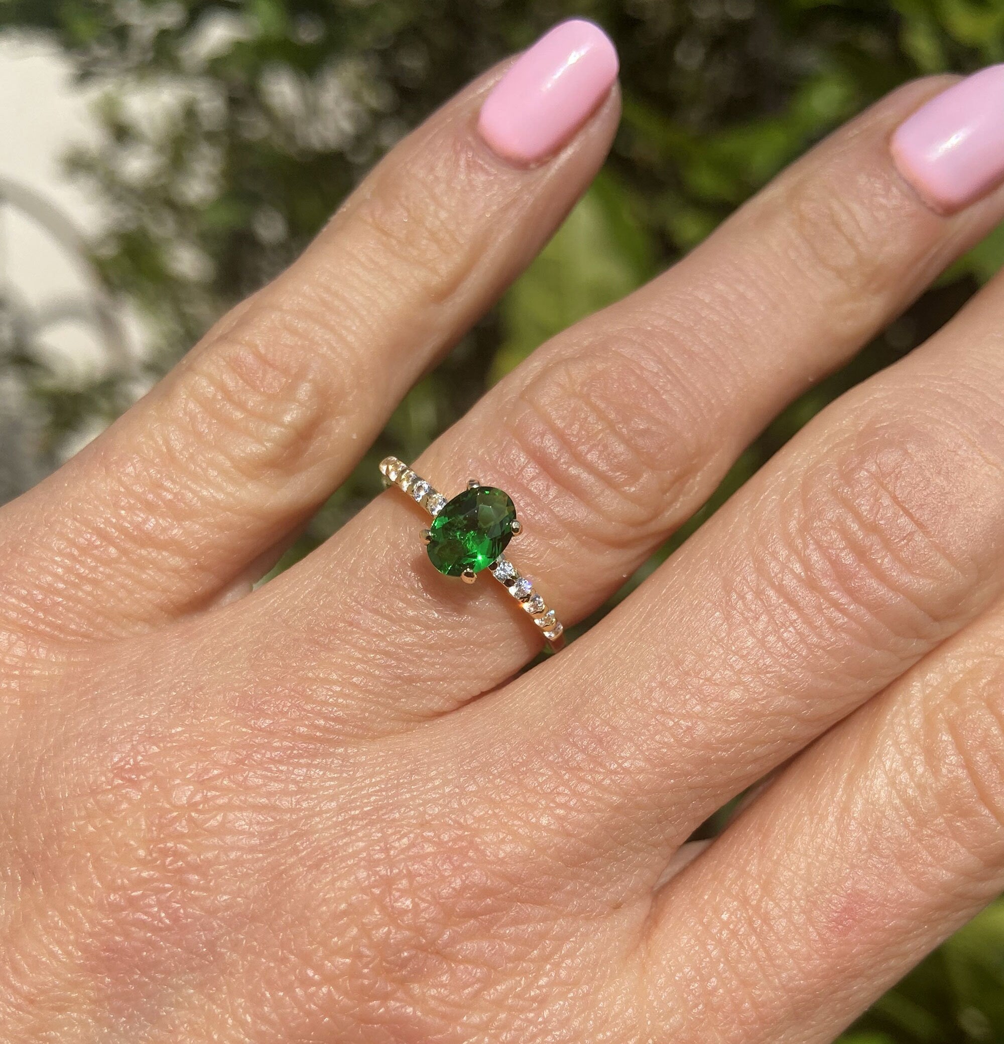 Emerald Ring - May Birthstone - Round Emerald Gemstone Ring with Clear Quartz Accents - H.L.Jewelry