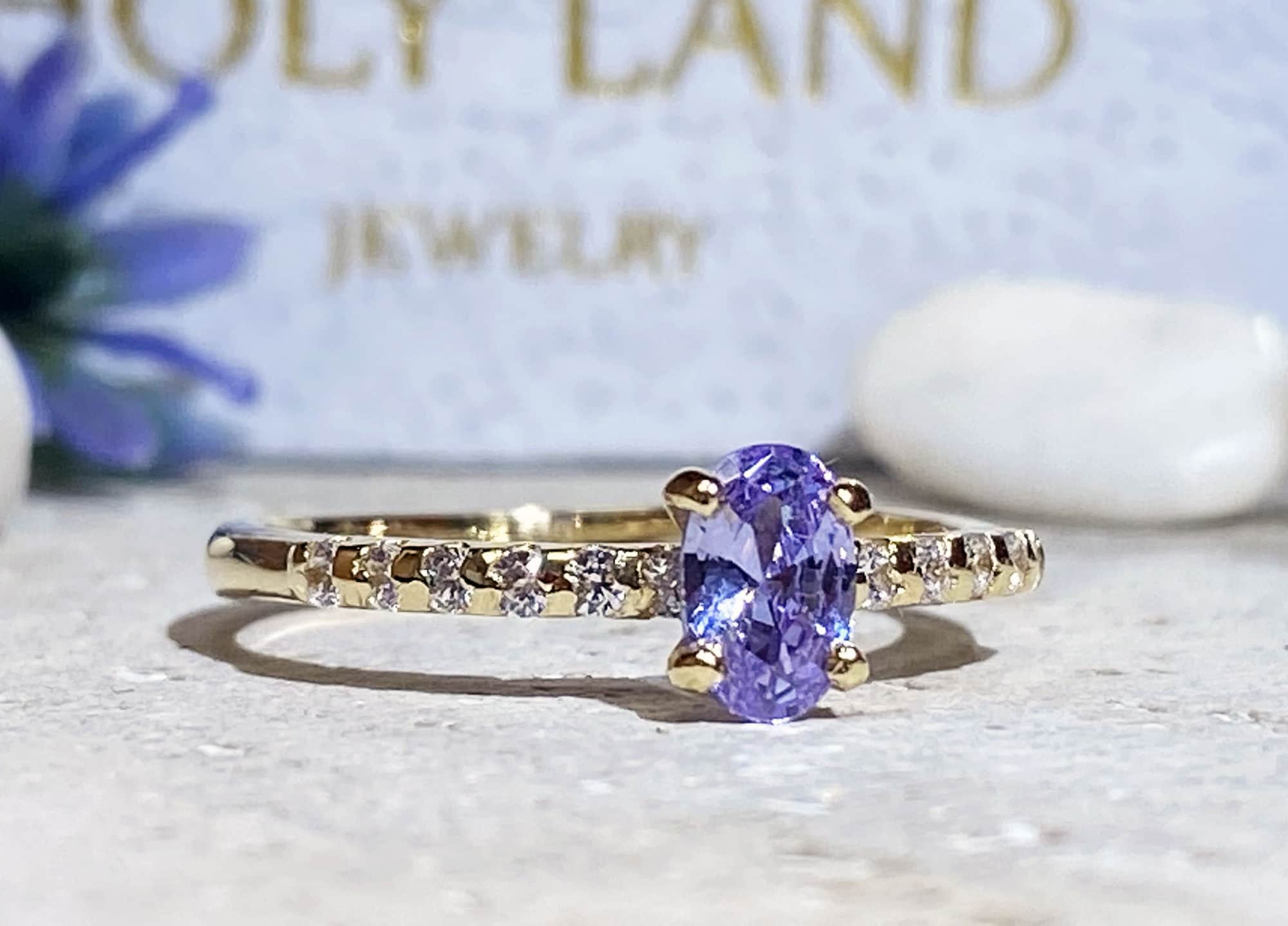 Lavender Amethyst Ring - Oval Lavender Amethyst Gemstone Ring with Clear Quartz Accents - H.L.Jewelry