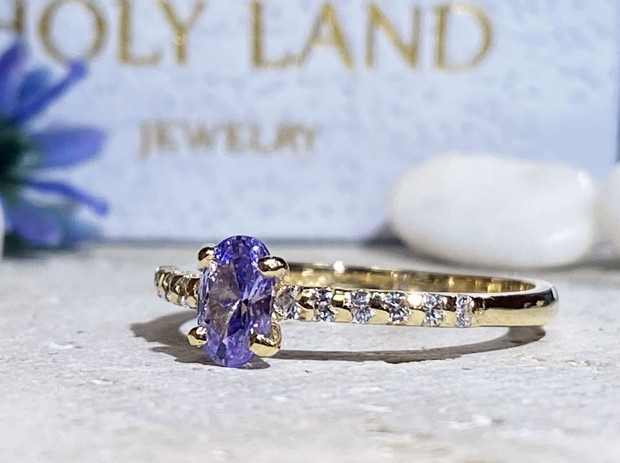 Lavender Amethyst Ring - Oval Lavender Amethyst Gemstone Ring with Clear Quartz Accents - H.L.Jewelry