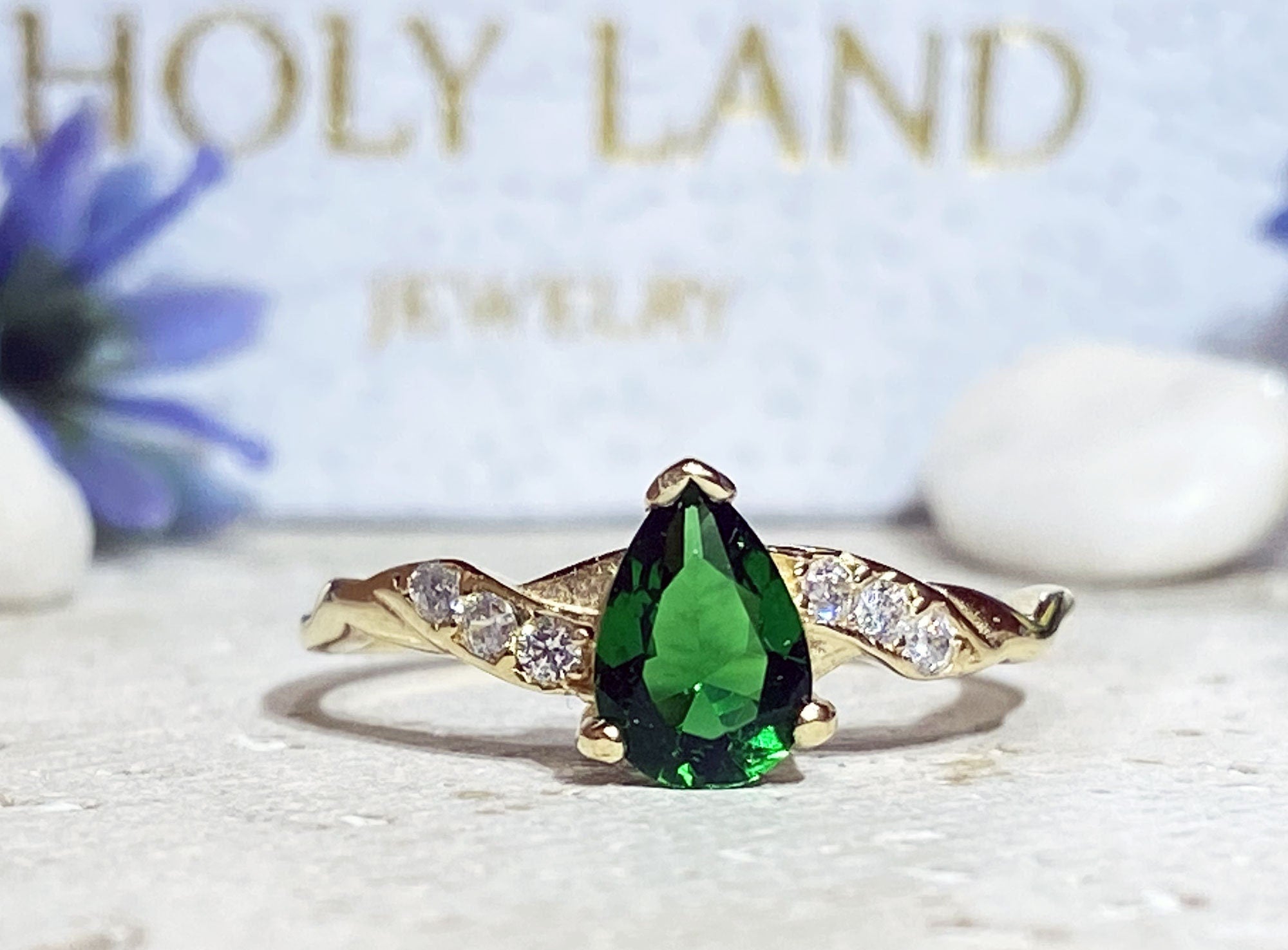 Emerald Ring - May Birthstone - Delicate Ring with Pear-Shaped Emerald Gemstone and Clear Quartz Accents - H.L.Jewelry