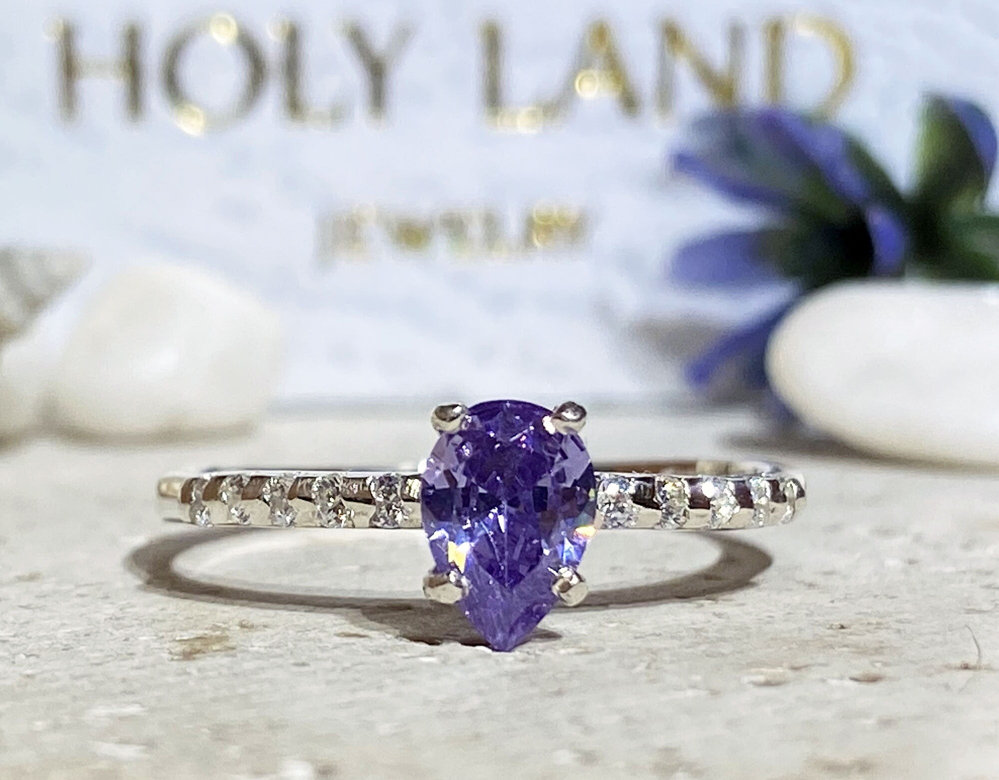 Lavender Amethyst Ring - Pear-Shaped Lavender Amethyst Ring with Clear Quartz Accents - H.L.Jewelry