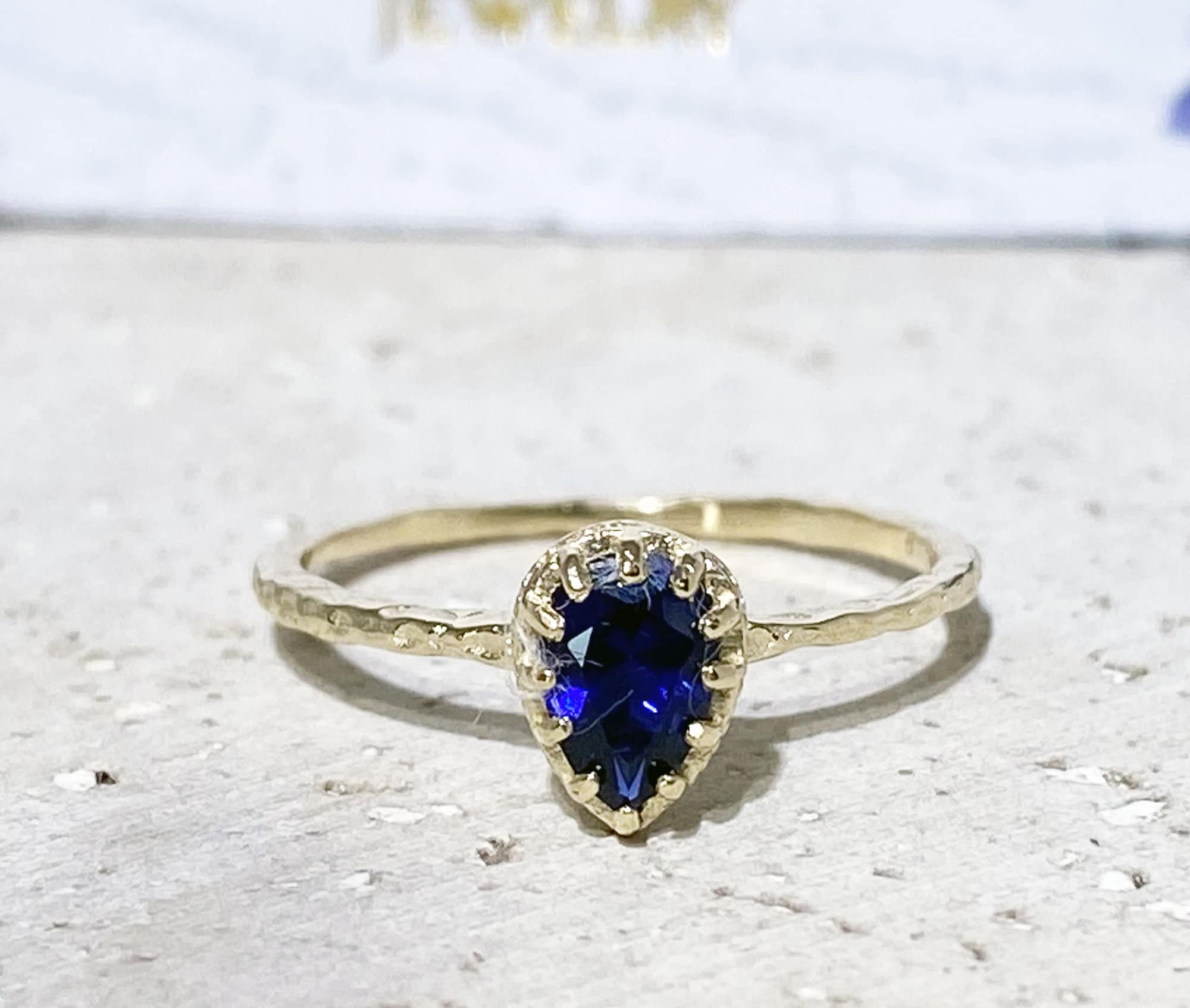 Blue Sapphire ring - September Birthstone - Delicate Hammered Ring with Pear Shape Blue Sapphire Gemstone - H.L.Jewelry