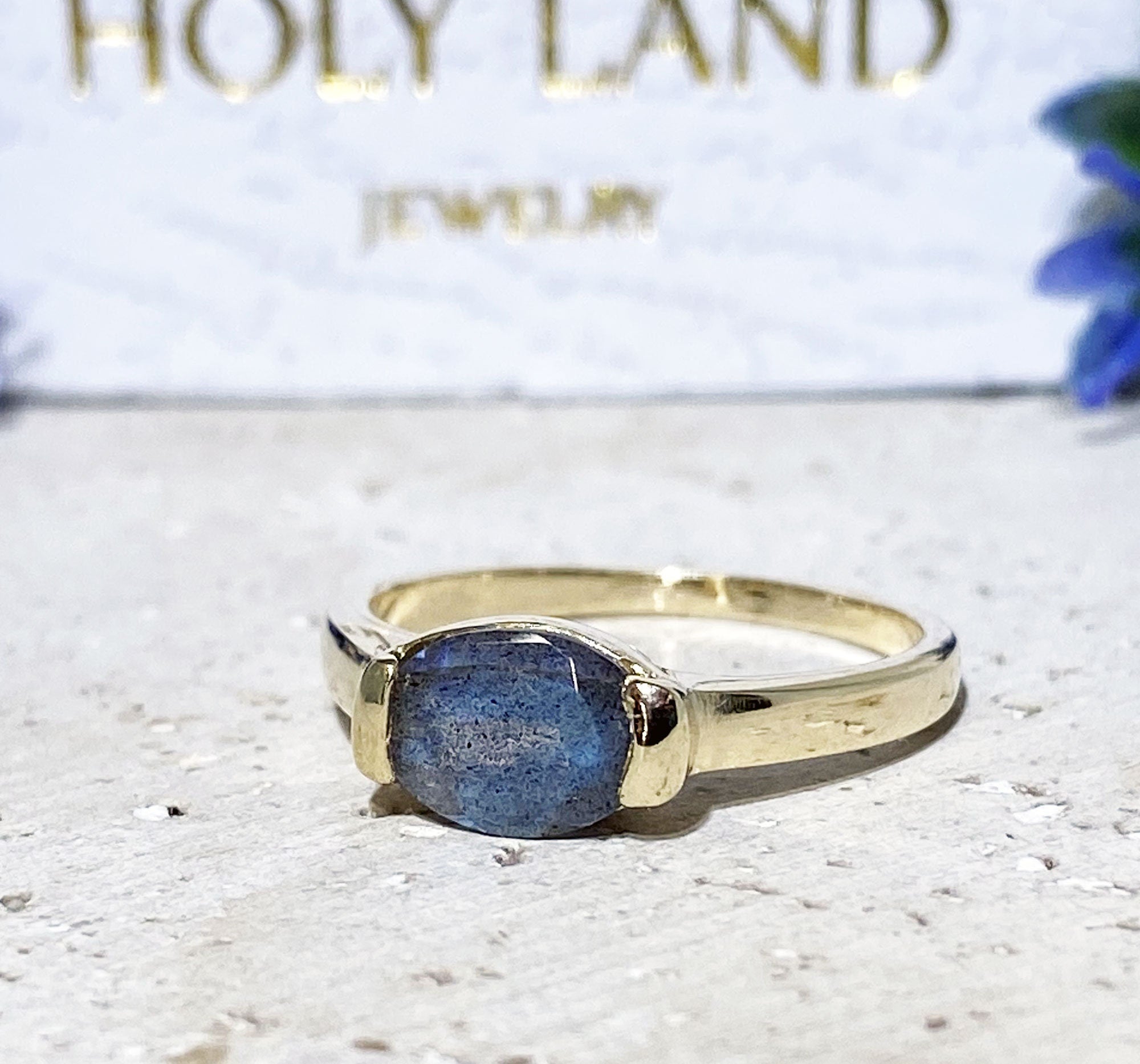 Labradorite Ring - Simple Ring with Oval Labradorite Gemstone - H.L.Jewelry