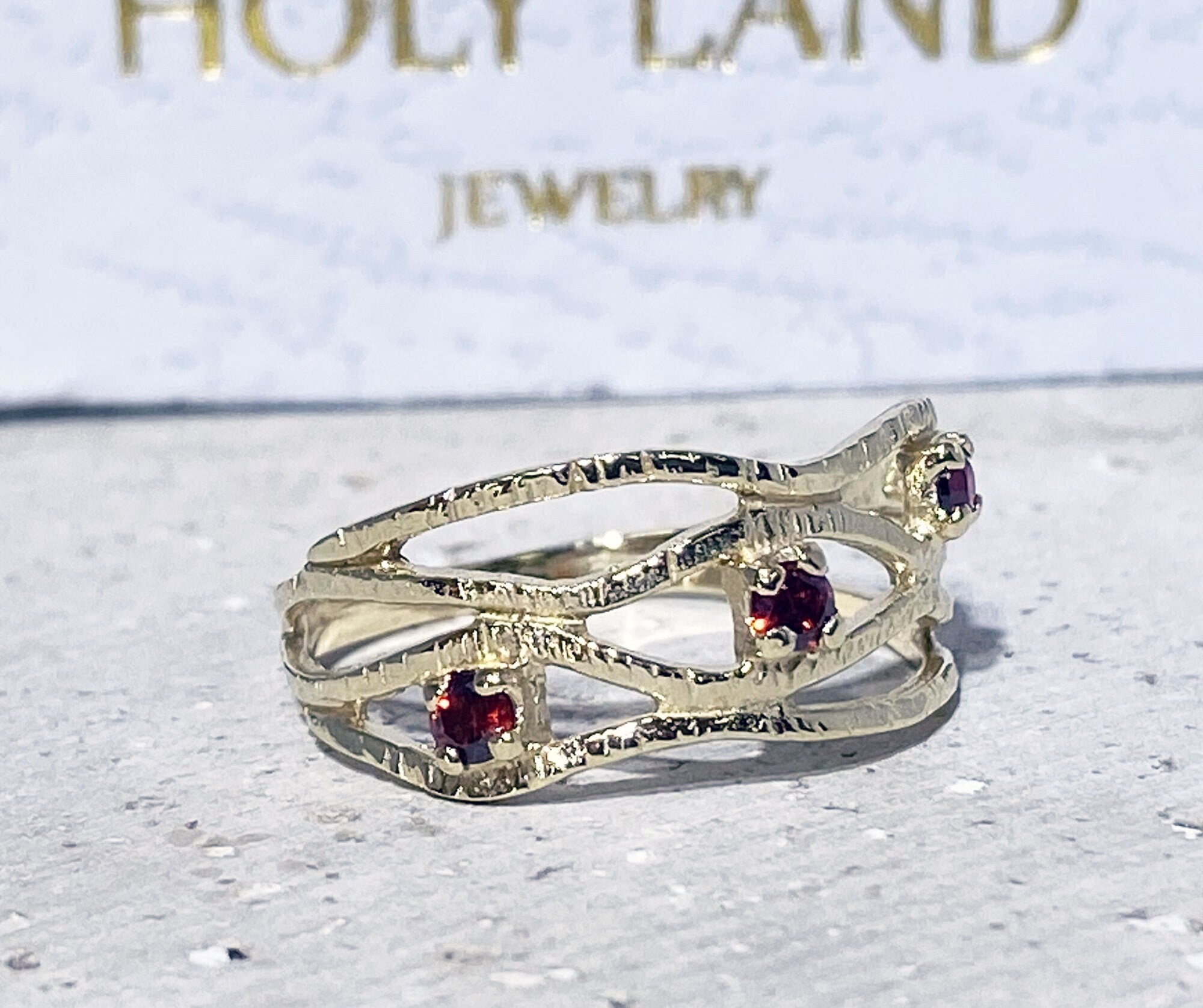 Red Garnet Ring - January Birthstone - Gold Ring - Gemstone Ring - Hammered Ring - Simple Jewelry - H.L.Jewelry