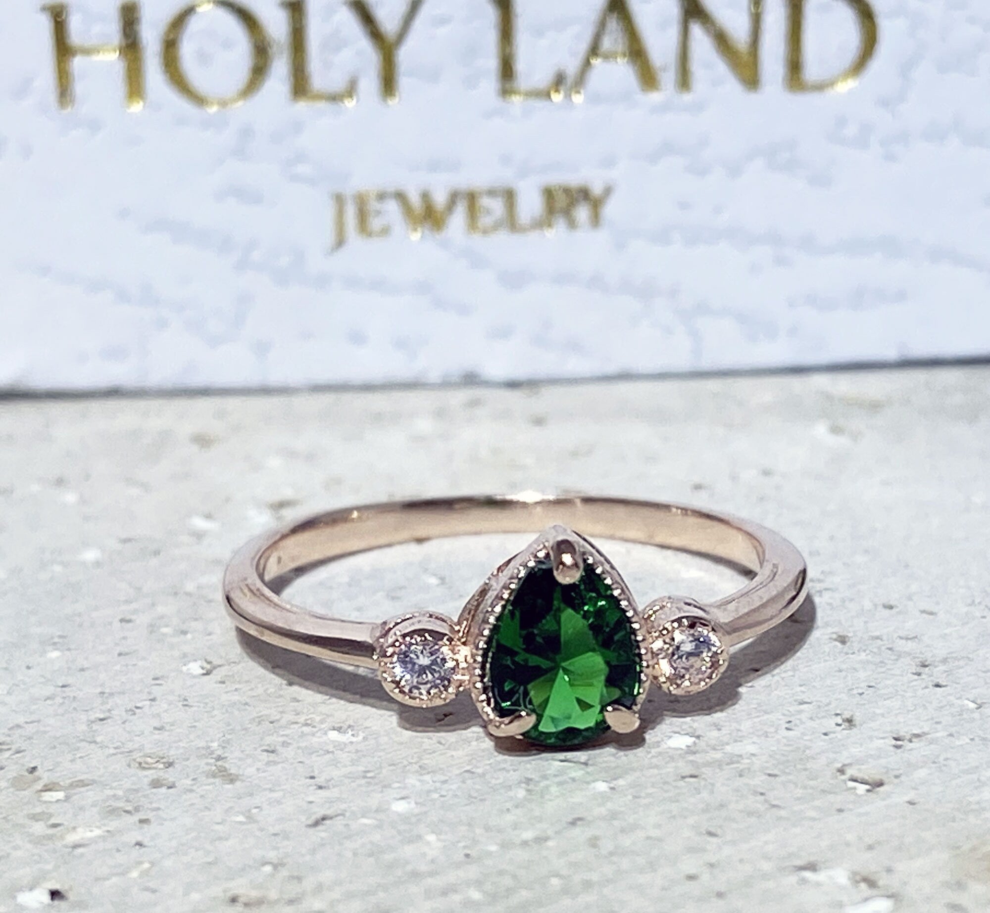 Emerald Ring - May Birthstone - Delicate Ring with Pear-Shaped Emerald Gemstone and Clear Quartz Accents - H.L.Jewelry