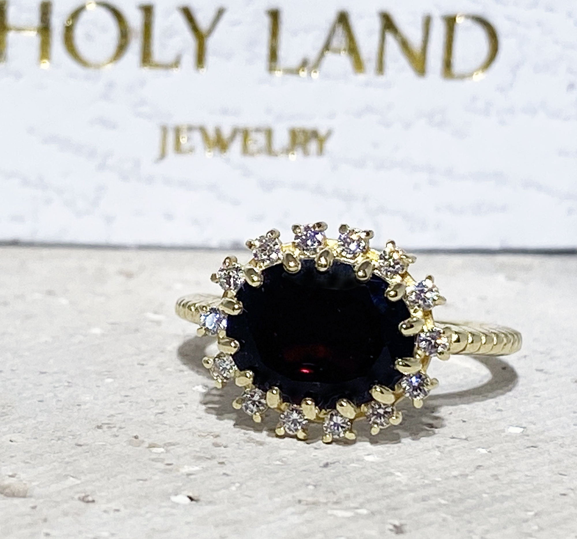 Red Garnet Ring - January Birthstone - Statement Ring - Gold Ring - Engagement Ring - Cocktail Ring - Gemstone Band - H.L.Jewelry