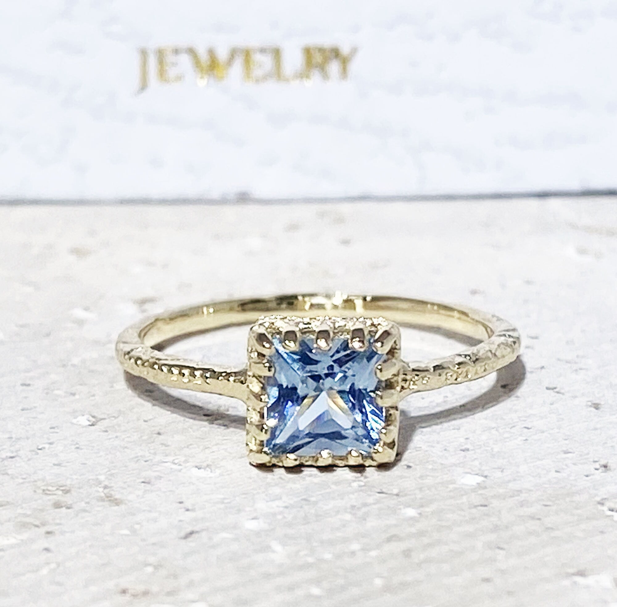 Aquamarine Ring - March Birthstone - Square Crown Simple Hammered Ring with Aquamarine Gemstone - H.L.Jewelry