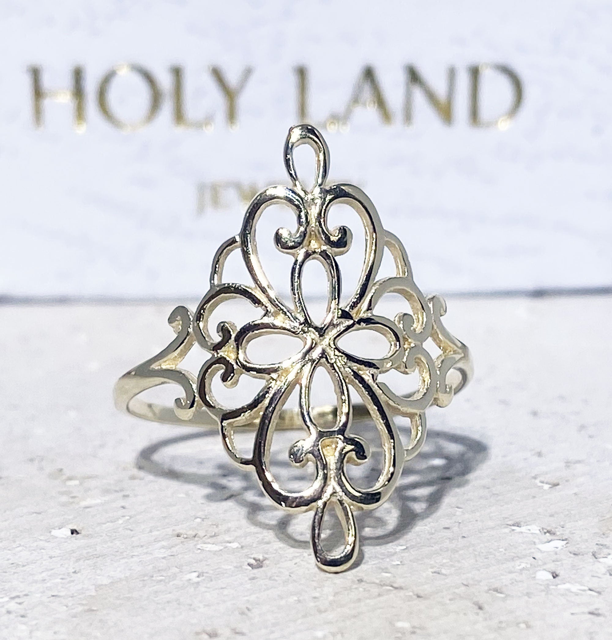 Elegance in Bloom: Lace Flower Ring - H.L.Jewelry