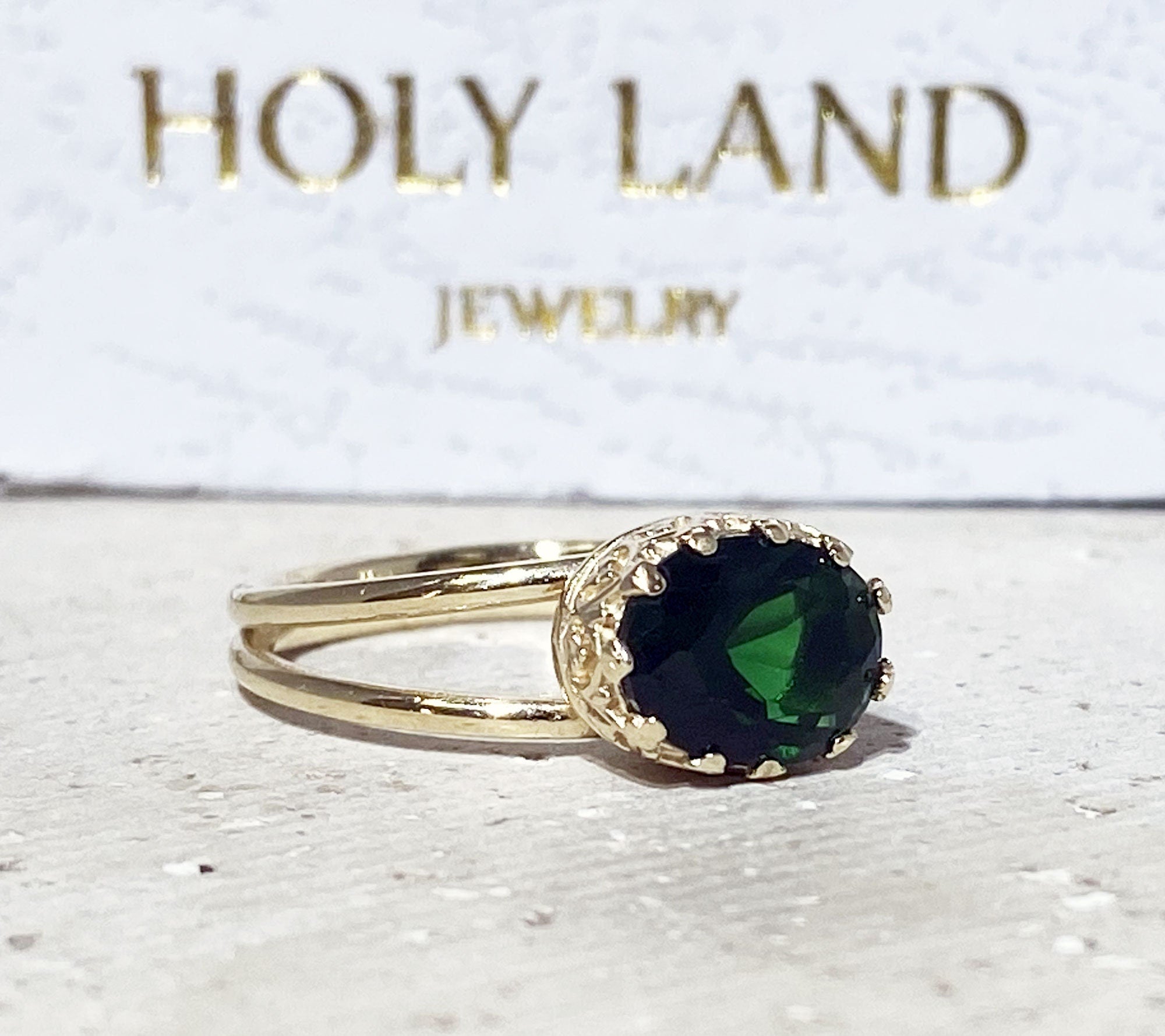 Emerald Ring - May Birthstone - Emerald Gemstone Double Band Vintage Oval Crown Ring - H.L.Jewelry