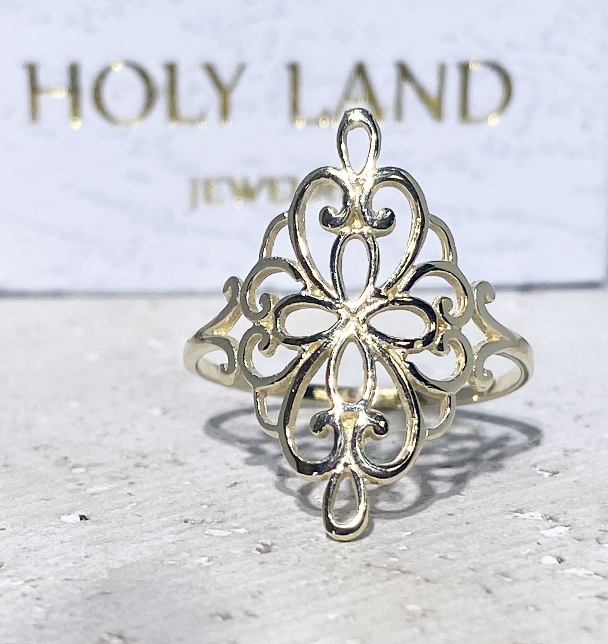 Elegance in Bloom: Lace Flower Ring - H.L.Jewelry