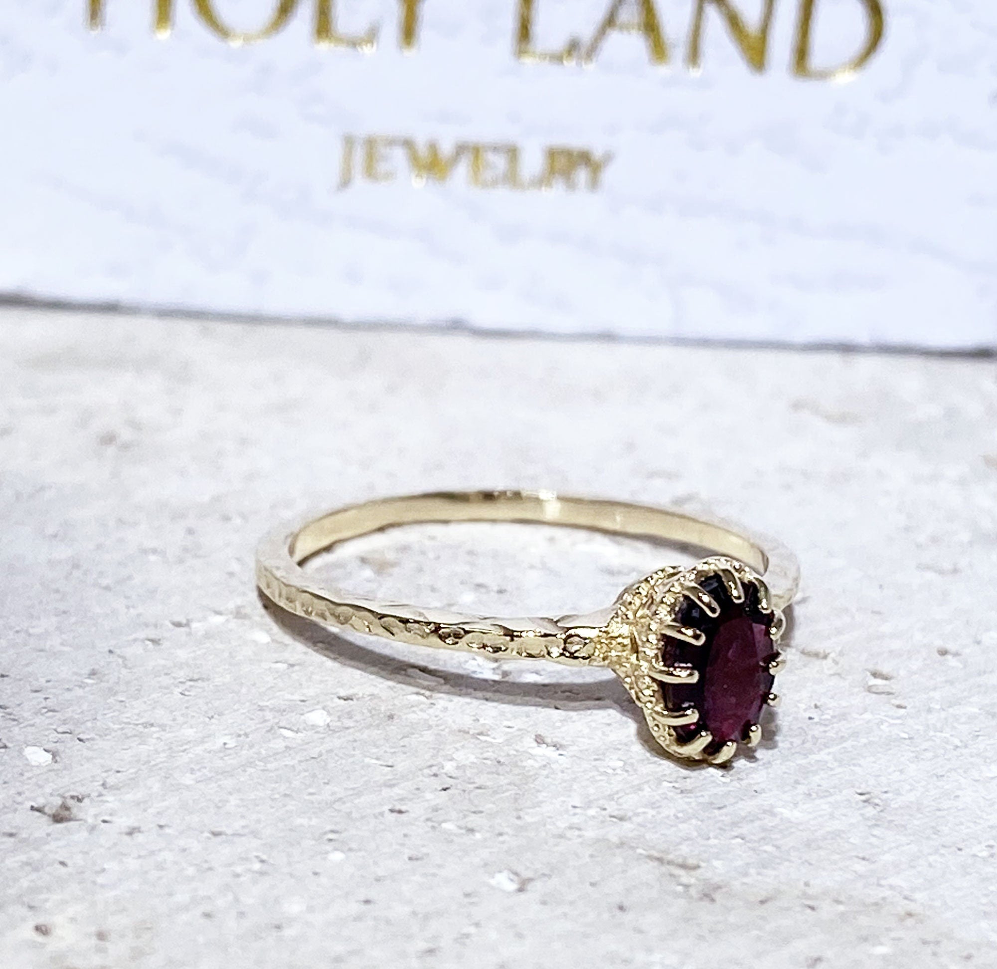 Red Garnet Ring - January Birthstone - Oval Red Garnet Gemstone Delicate Hammered Ring - H.L.Jewelry