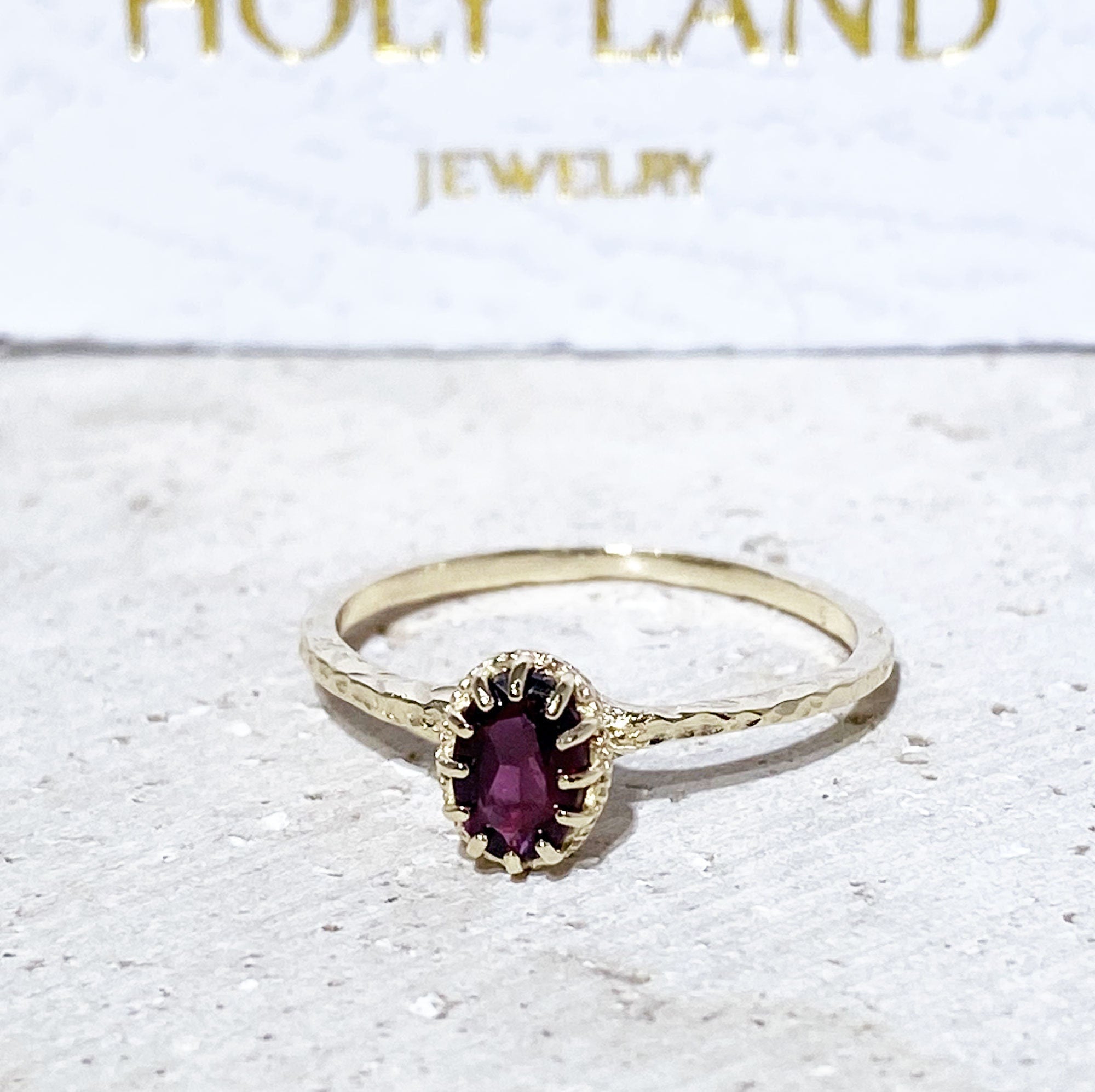 Red Garnet Ring - January Birthstone - Oval Red Garnet Gemstone Delicate Hammered Ring - H.L.Jewelry