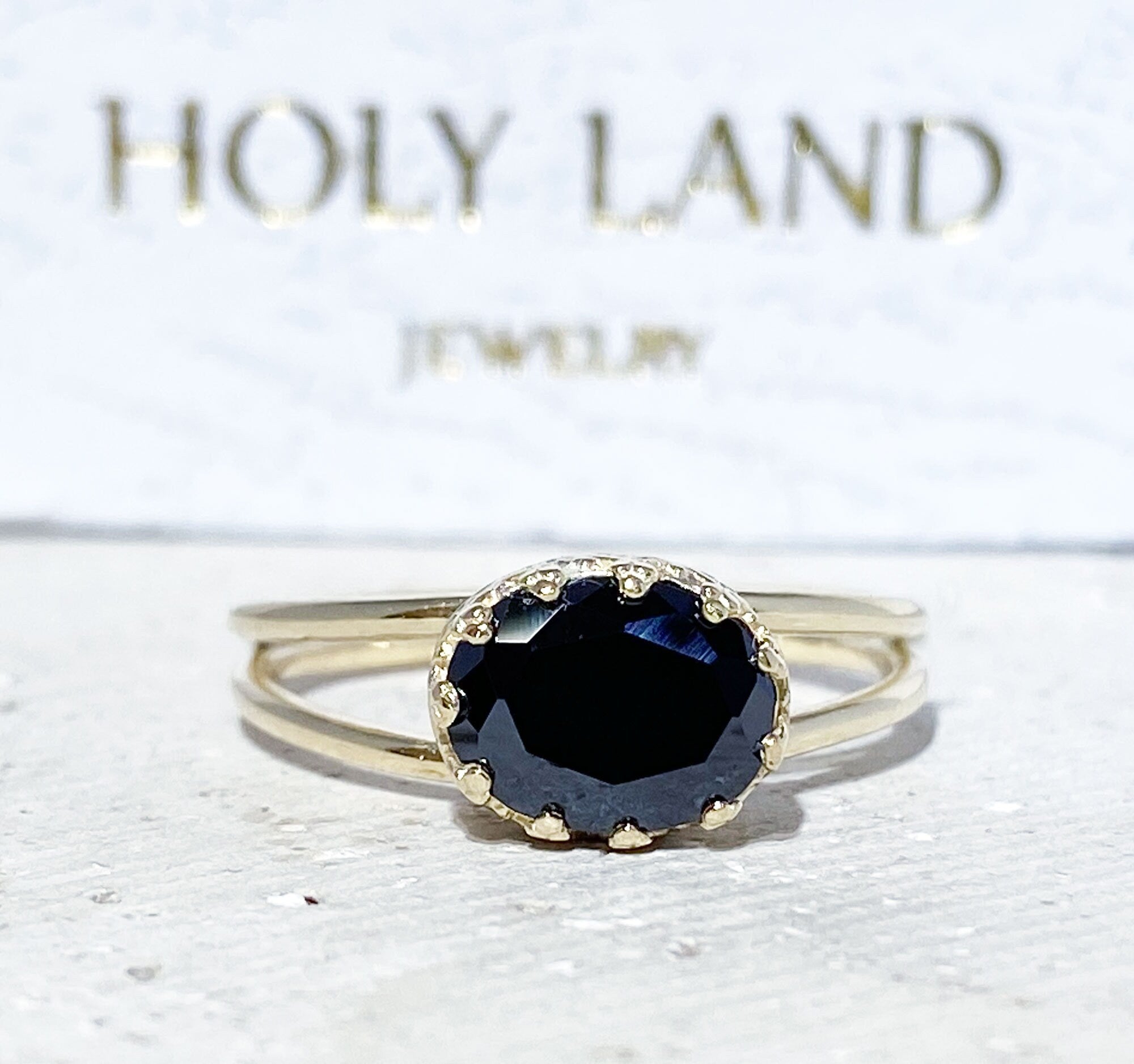 Black Onyx Ring - December Birthstone - Double Band Vintage Oval Crown Ring with Black Onyx Gemstone - H.L.Jewelry