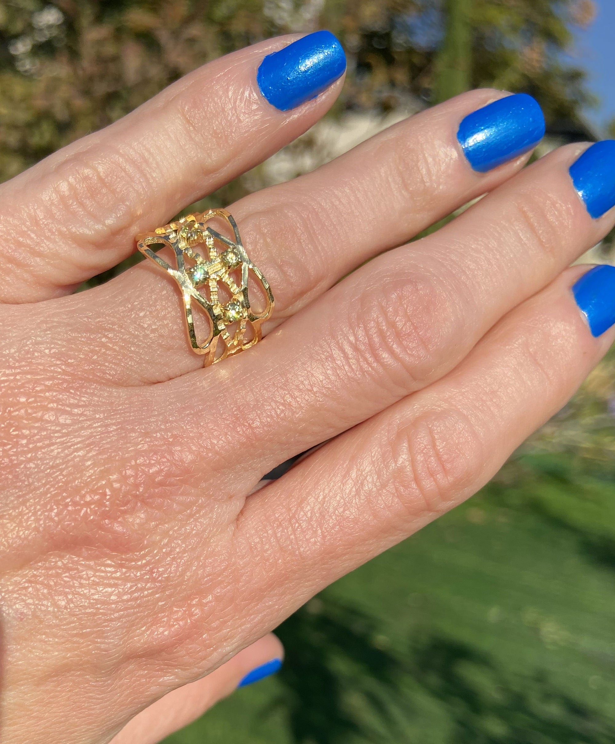 Yellow Citrine Ring - November Birthstone - Four Round Yellow Citrine Gemstones Hammered Ring - H.L.Jewelry