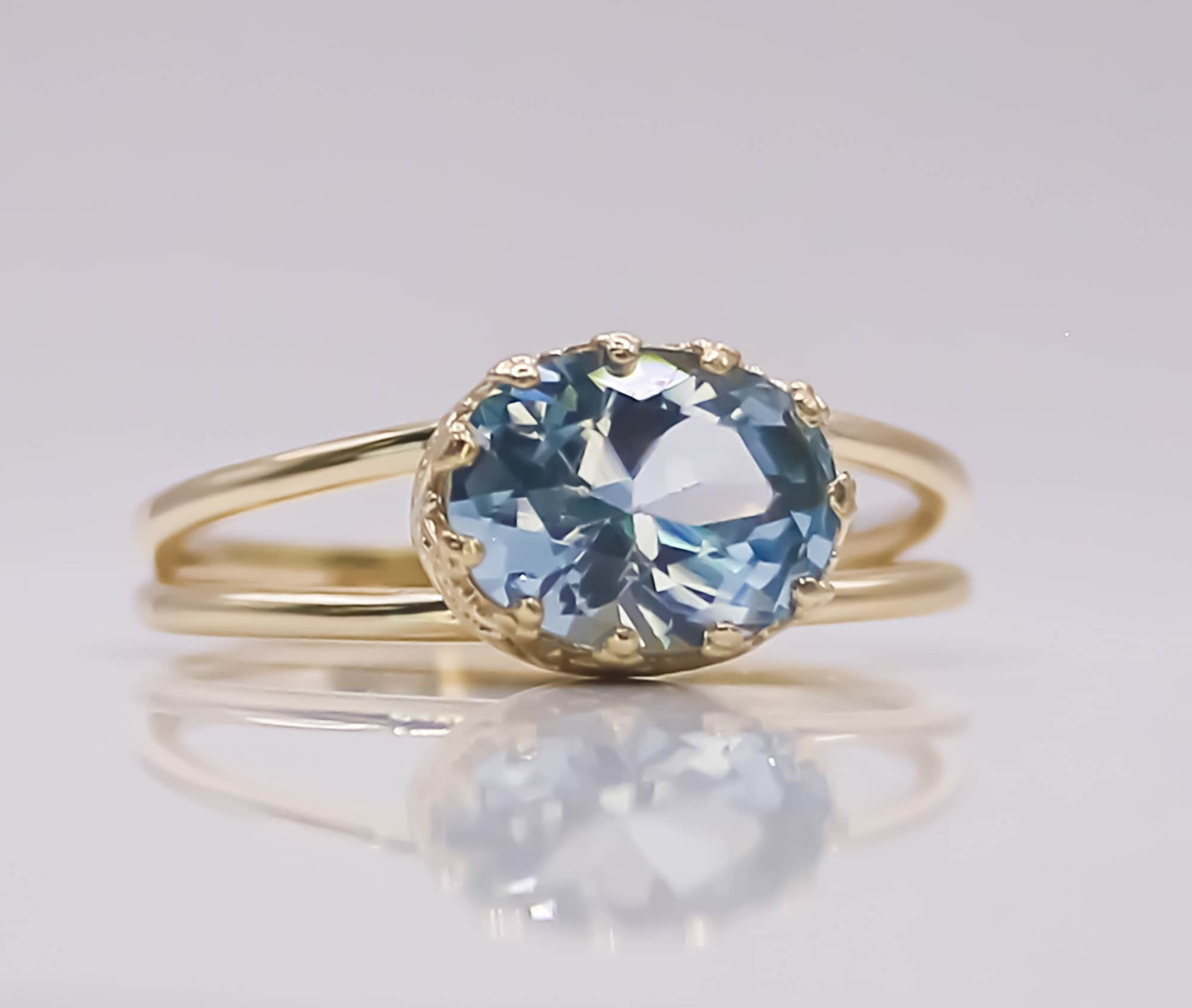 Aquamarine Ring - March Birthstone Jewelry - Double Band Vintage Oval Crown Ring with Aquamarine Gemstone - H.L.Jewelry