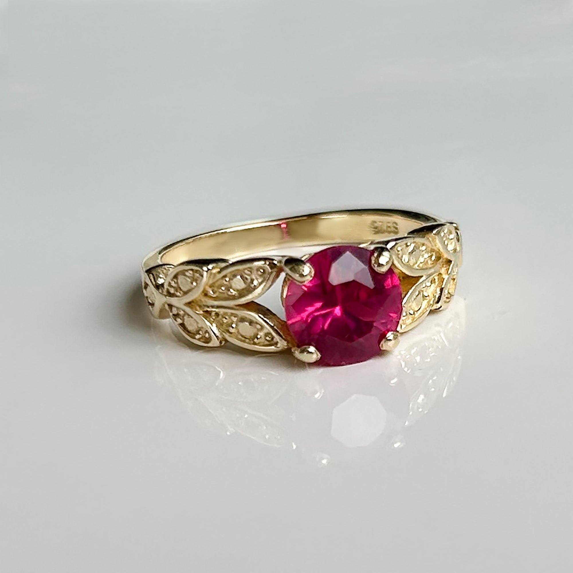 Ruby Ring - July Birthstone - Gold Ring - Lace Ring - Flower Ring - Leaves Ring - H.L.Jewelry