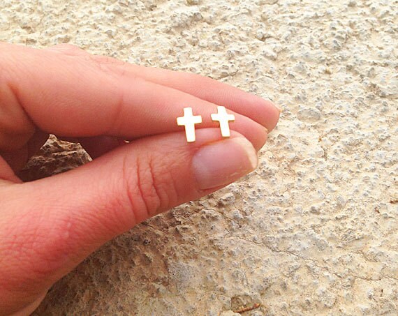 Cross Earrings - Simple Small Cross Stud Earrings - H.L.Jewelry