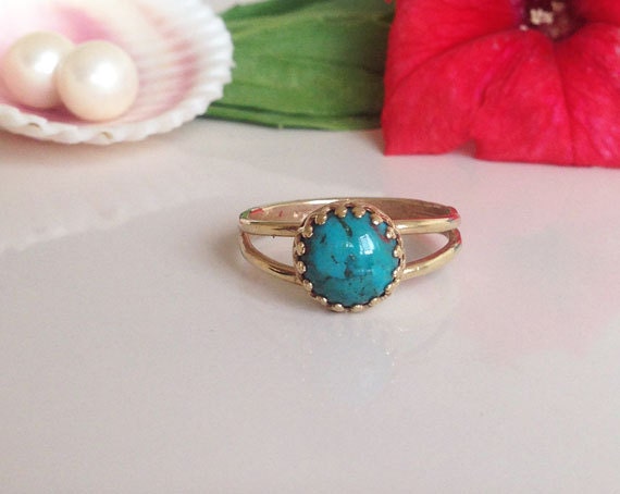 Turquoise Ring - December Birthstone - Round Ring - Simple Ring - Gold Ring - Turquoise Jewelry - H.L.Jewelry