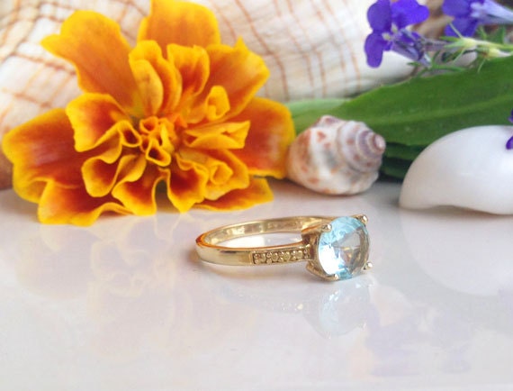 Aquamarine Ring - March Birthstone - Simple Prong-Set Ring with Round Aquamarine Gemstone - H.L.Jewelry