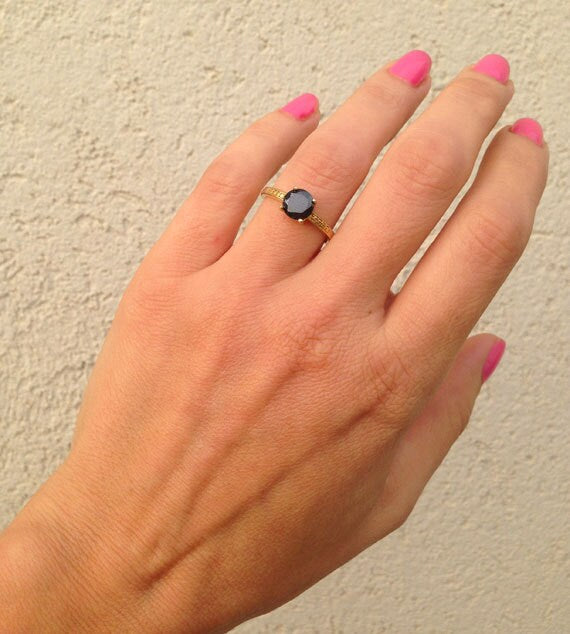 Black Onyx Ring - December Birthstone - Simple Ring with Round Black Onyx Gemstone - H.L.Jewelry