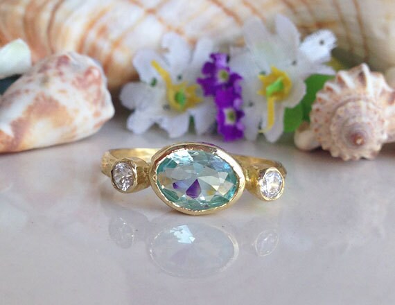 Aquamarine Ring - March Birthstone - Oval Aquamarine Ring and Clear Quartz Accents - H.L.Jewelry