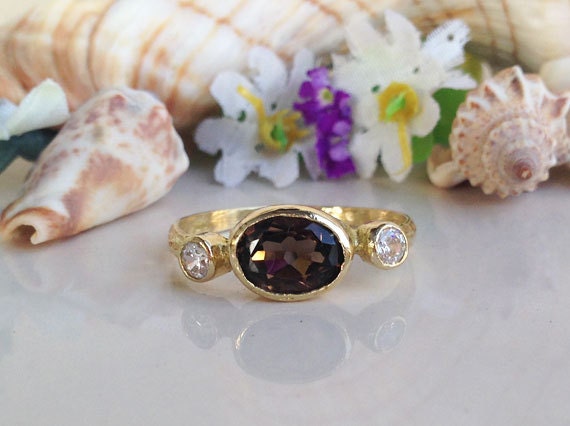 Smoky Quartz Ring - Bezel Ring - Triple Ring - Simple Ring - Hammered Ring - Oval ring - H.L.Jewelry