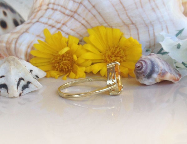 Citrine Ring - November Birthstone - Lace Setting Ring with Pear-Shaped Yellow Citrine Gemstone - H.L.Jewelry