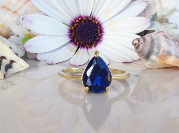 Blue Sapphire Ring - September Birthstone - Lace Setting Ring with Pear-Shaped Blue Sapphire - H.L.Jewelry