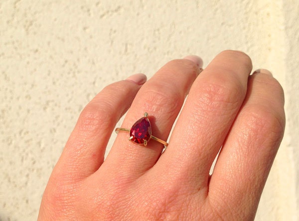 Red Garnet Ring - January Birthstone - Lace Setting Ring with Pear-Shaped Red Garnet Gemstone - H.L.Jewelry