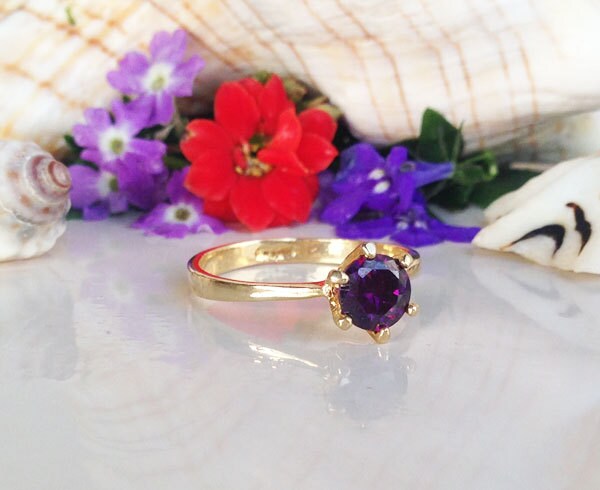 Amethyst Ring - February Birthstone - Solitaire Ring with Round Purple Amethyst Gemstone - H.L.Jewelry