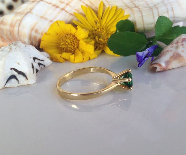 Emerald Ring - May Birthstone - Solitaire Ring with Round Emerald Gemstone - H.L.Jewelry