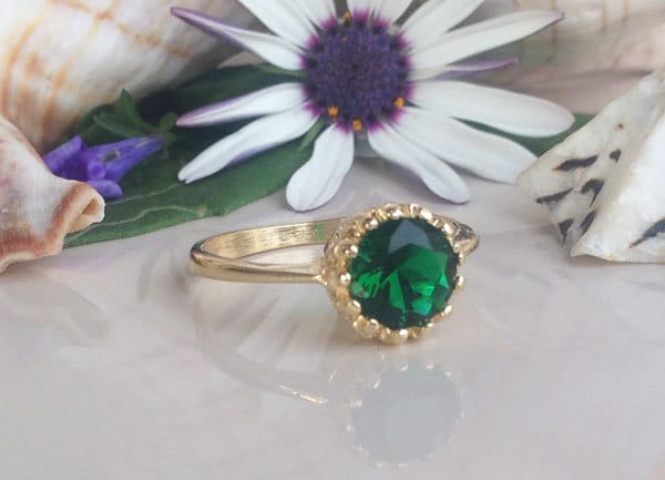 Emerald Ring - May Birthstone - Emerald Gemstone Round Crown Ring - H.L.Jewelry